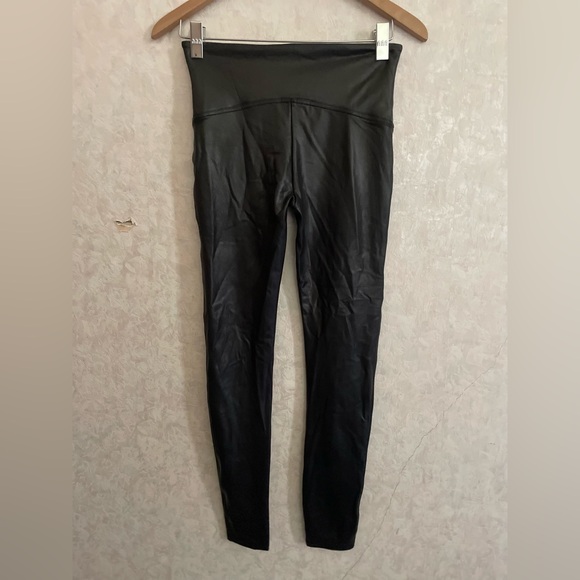 Spanx women’s large black leggings NWT - Picture 6 of 6